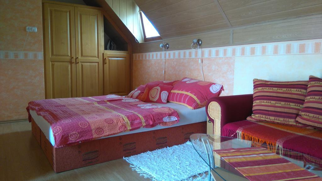 Bertalan Apartman Vonyarcvashegy Εξωτερικό φωτογραφία